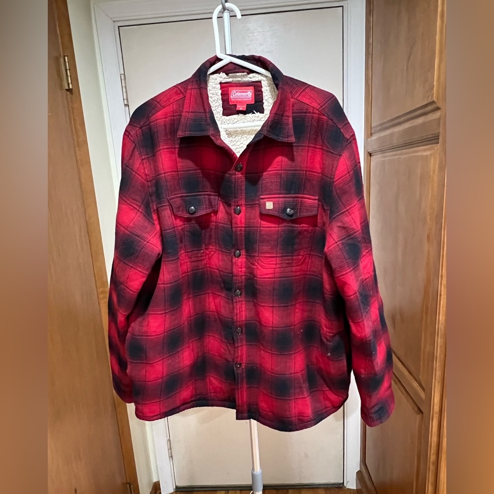 Coleman Men's Size XL Sherpa lined Jacket flannel collar shirt plaid Red/Black